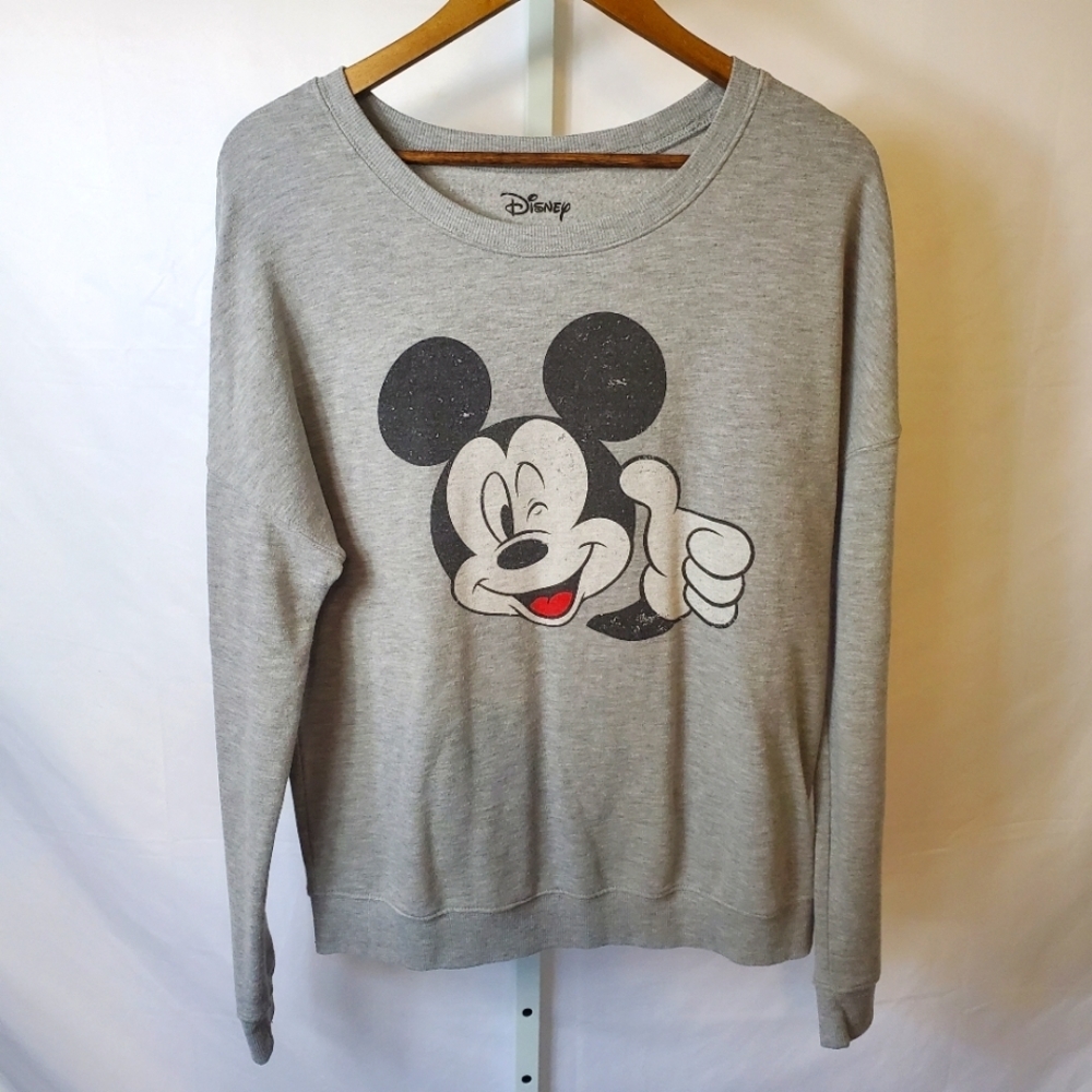 Disney top